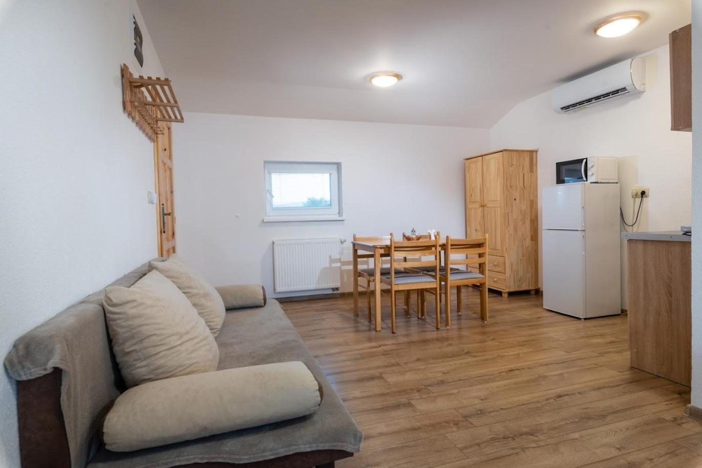 Rezidencia Podhajska Aparthotel Exteriör bild